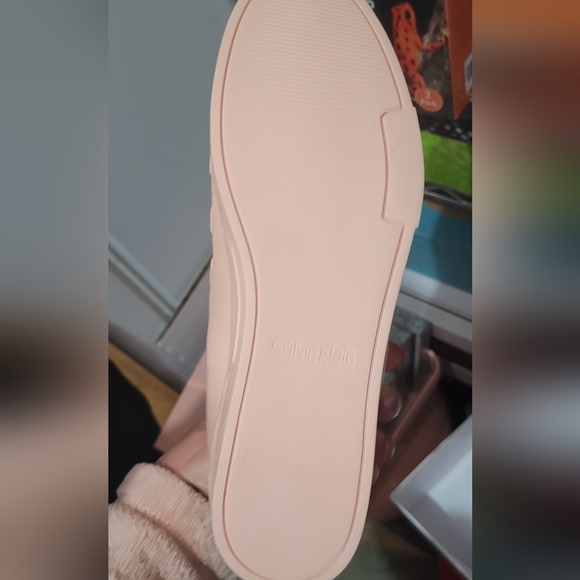 Calvin Klein Being shoes - Picture 7 of 7